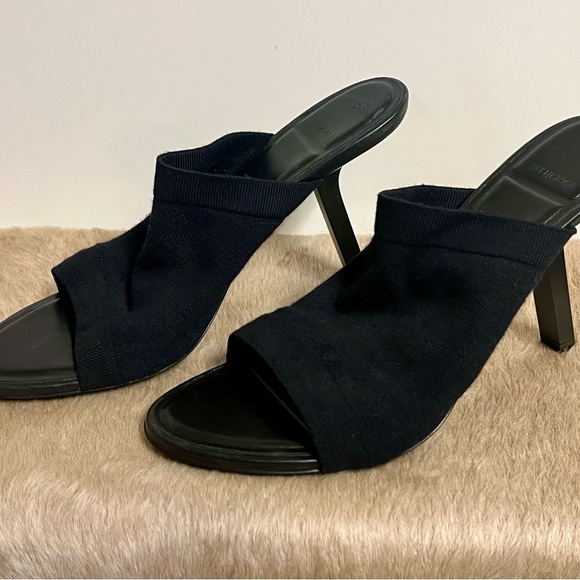 Balenciaga Black Pointed Toe Pumps Heels Size 40 Authentic! - Picture 2 of 8